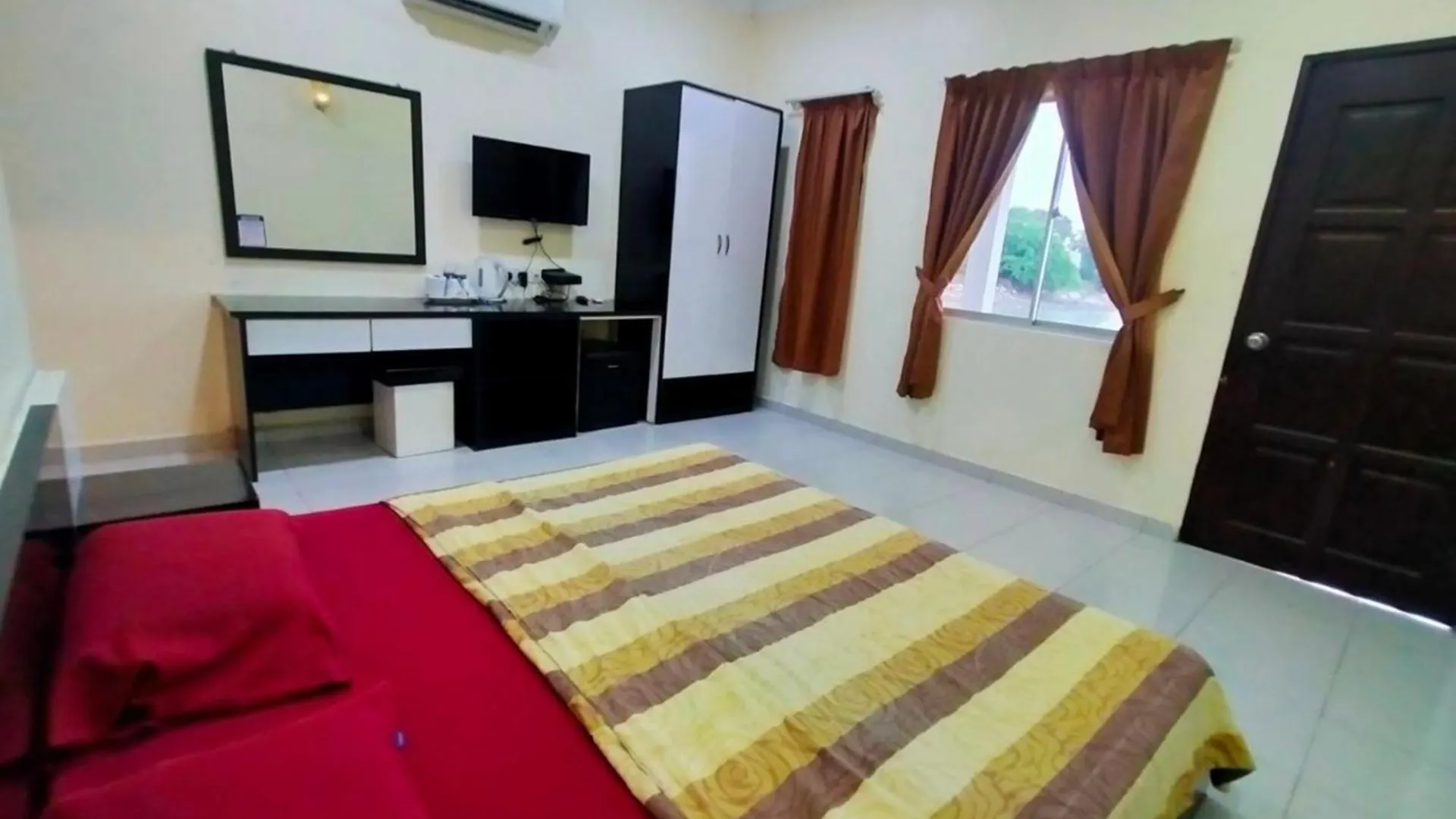 호텔 Capital O 91118 Chalet Seri Idaman 바얀레파스