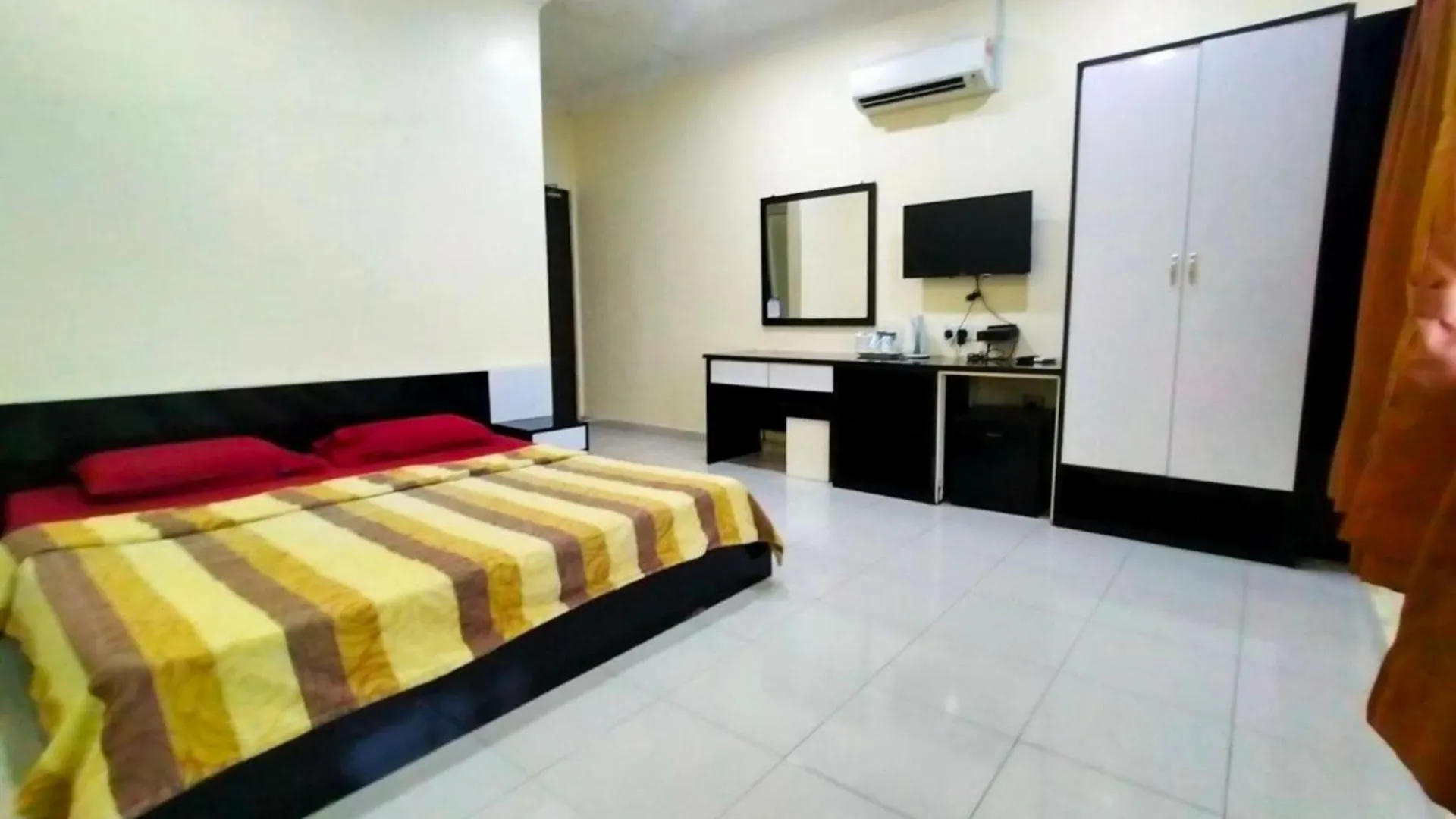 Capital O 91118 Chalet Seri Idaman 바얀레파스 호텔