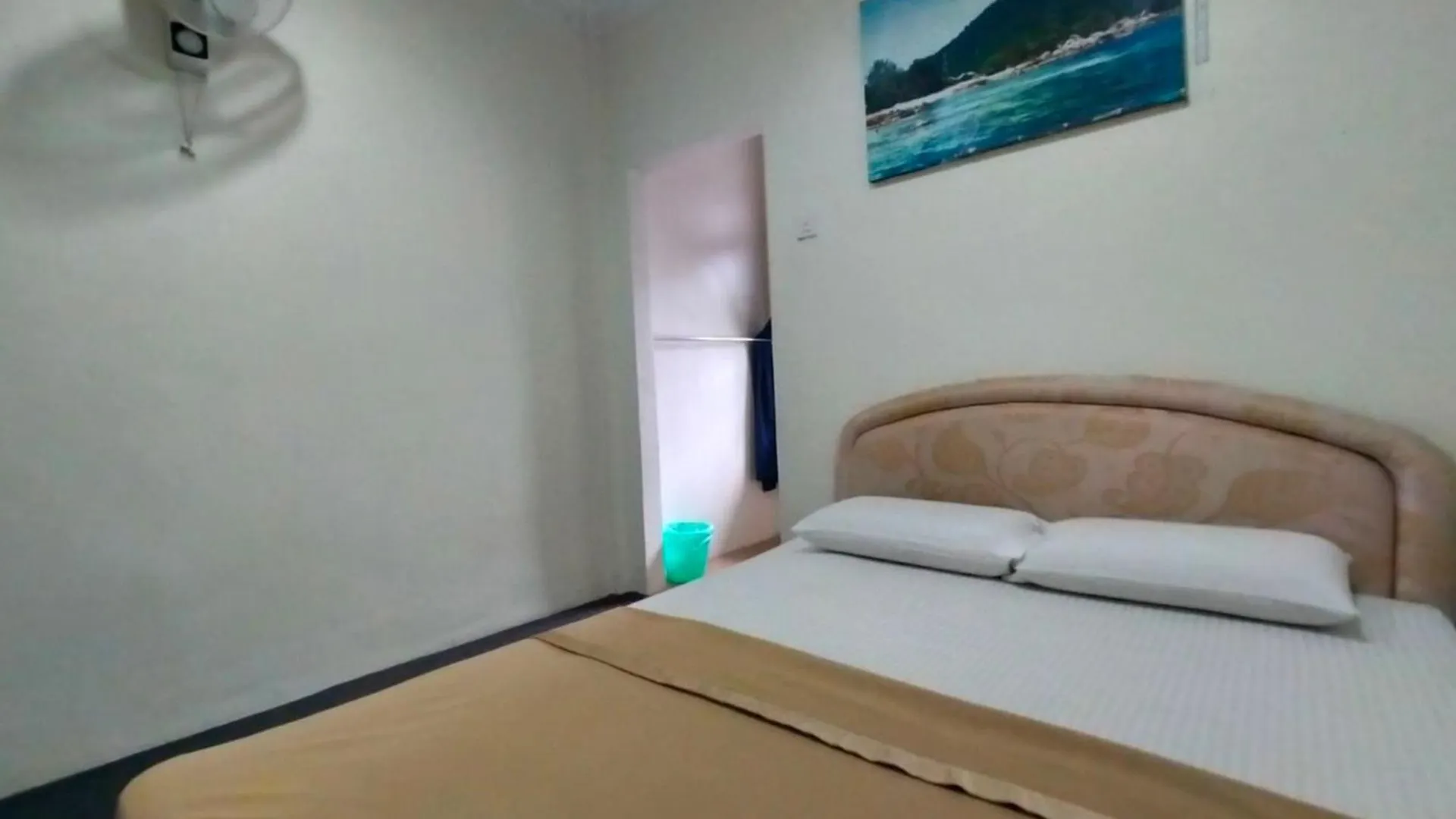 Capital O 91118 Chalet Seri Idaman Bayan Lepas Hotel